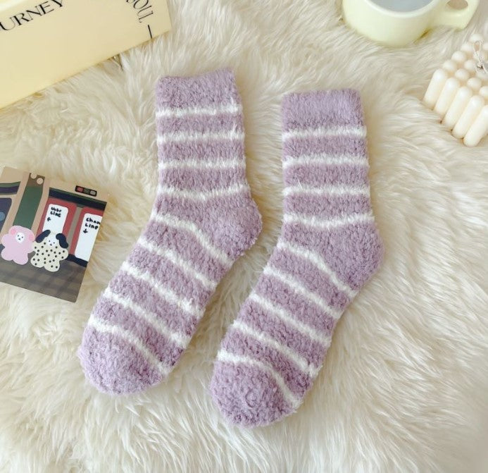 Women's Striped Socks Extra Thick No Hair Shedding Coral Fleece Socks